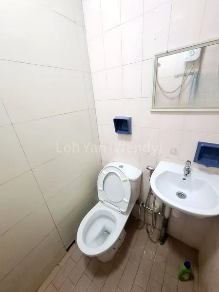 Common Room (Condo) for Rent in  People's Park Complex - Image 4