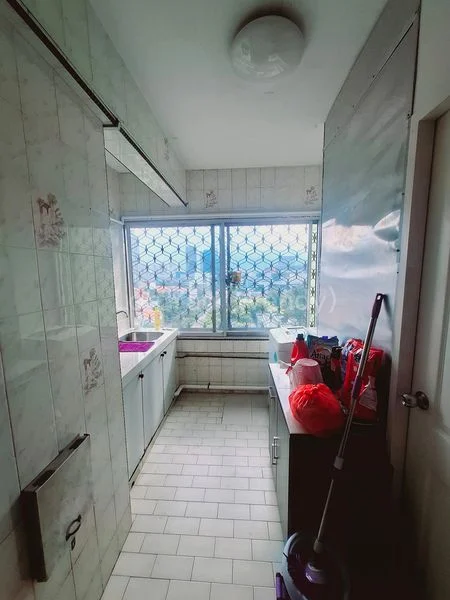 Common Room (Condo) for Rent in  People's Park Complex - Image 3