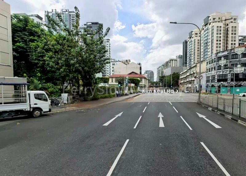 Mall Shop for Sale: Balestier Point - Image 1