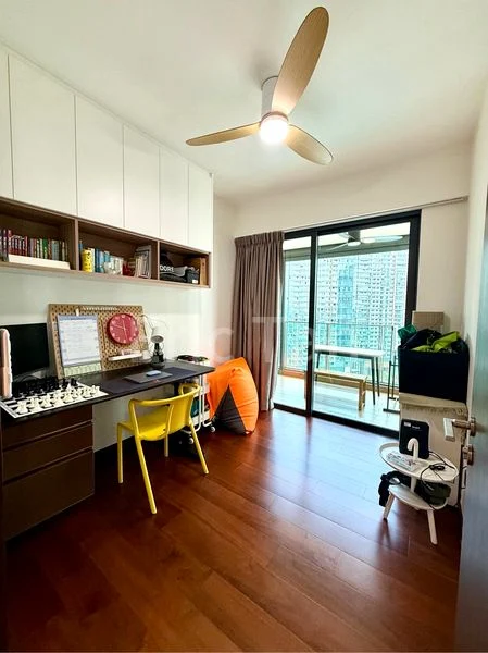 3 Bed Condo for Sale in  Normanton Park - Image 8