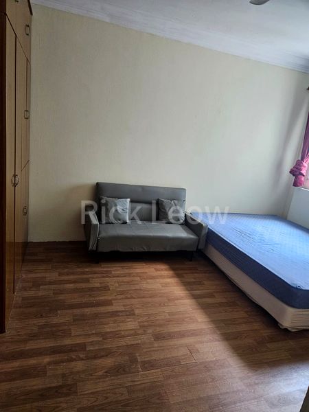 Master Room (HDB) for Rent in 805 Woodlands Street 81 - Image 5