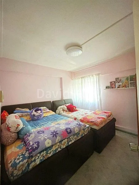 4 Room (4A) HDB for Sale in 712 Woodlands Drive 70 - Image 4