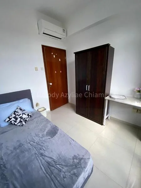 Room (Condo) for Rent in  Harbourlights - Image 3