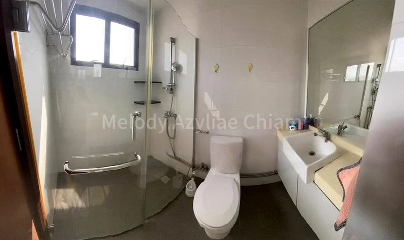 Room (Condo) for Rent in  Harbourlights - Image 6