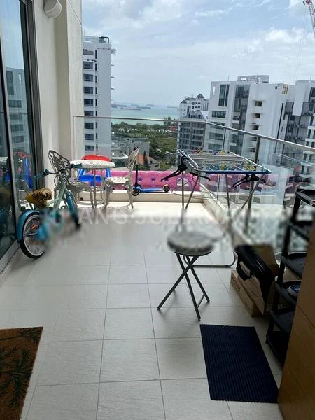 3 Bed Condo for Rent in  The Esta - Image 2