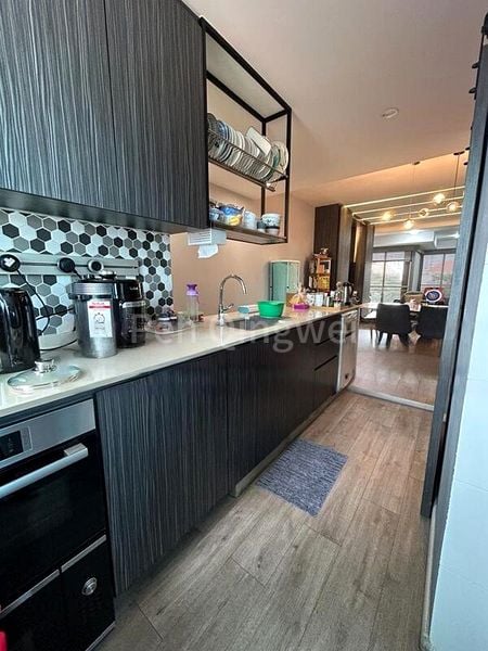 4 Bed Apartment (Condo) for Rent in  Ceylon Residence - Image 4