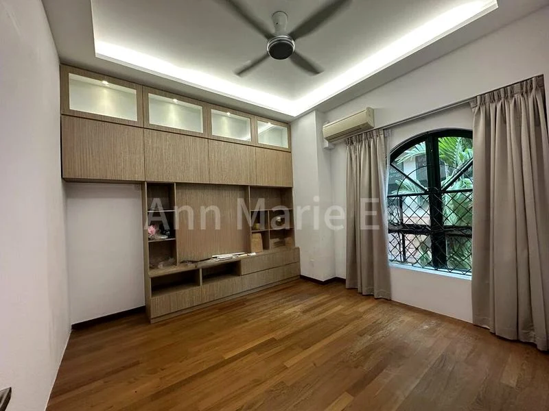 4+1 Bed Corner Terrace (Landed) for Sale in  Thomson Hills Estate - Image 10