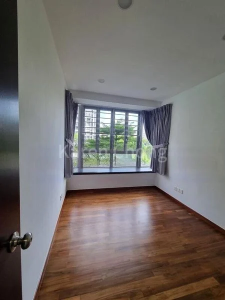 3 Bed Condo for Rent in  Grandeur 8 - Image 2