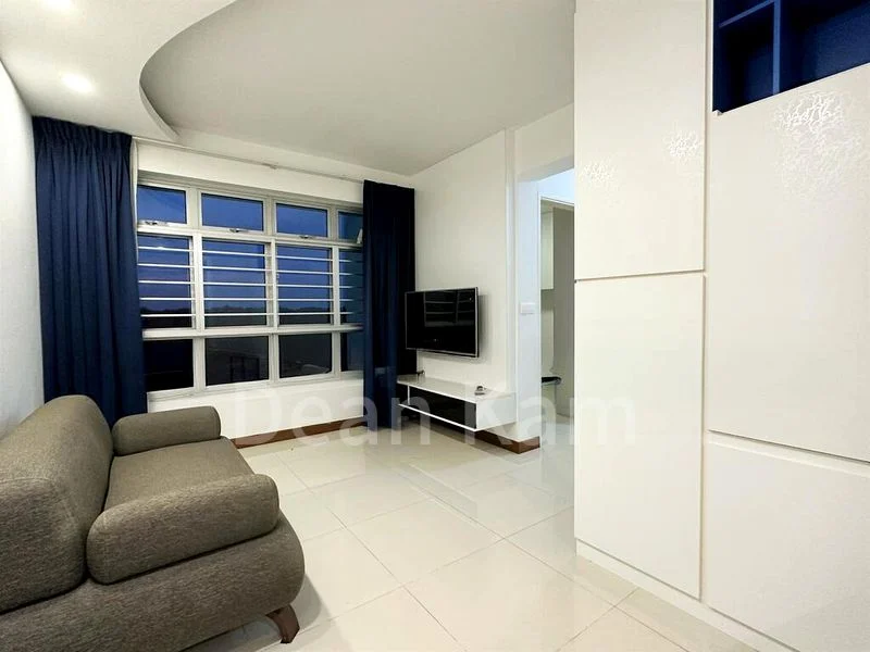 3 Room (3A) HDB for Rent in  672B Edgefield Plains - Image 2