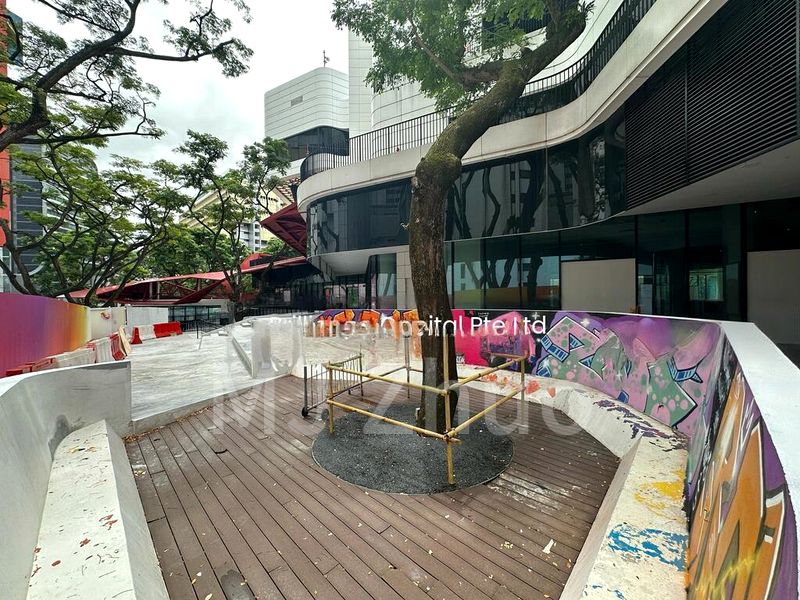 Food & Beverage for Rent: SCAPE - Prime 1,200 Sq Ft Shop - Image 3