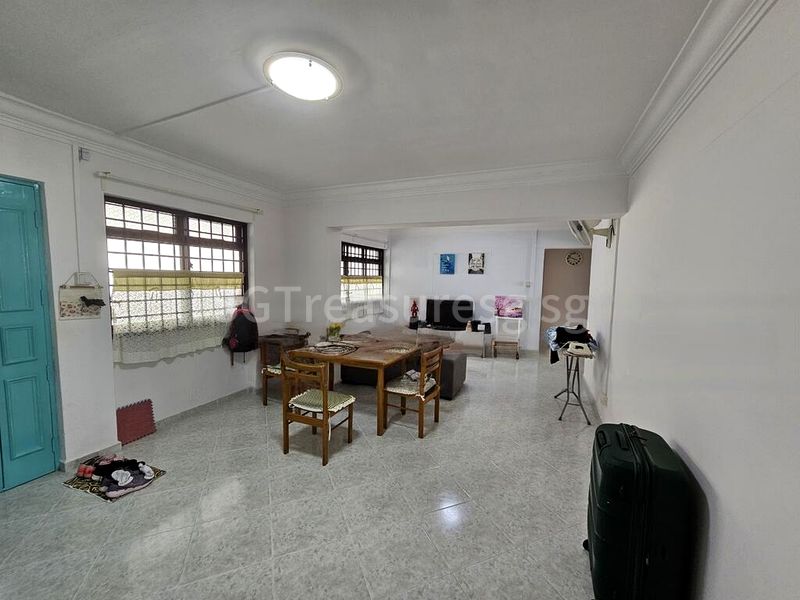4 Room (4A) HDB for Rent in 223A Compassvale Walk - Image 6