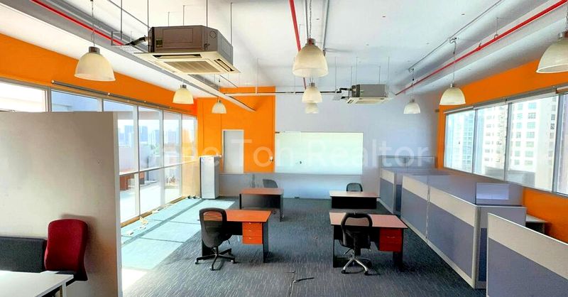 Light Industrial (B1) for Sale: One Pemimpin - Image 13