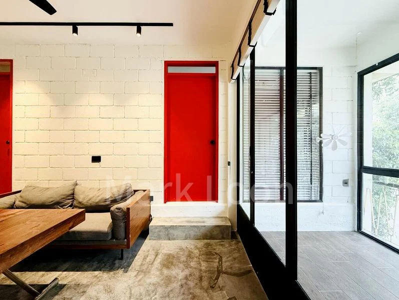 3 Bed Walk-up Apartment (Condo) for Sale in  Zion Road - Image 9