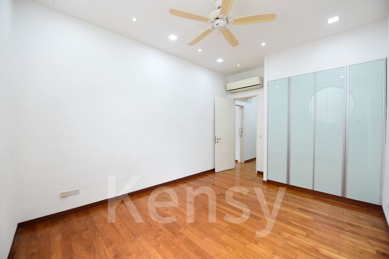 3+1 Bed Condo for Rent in  Nassim Jade - Image 8
