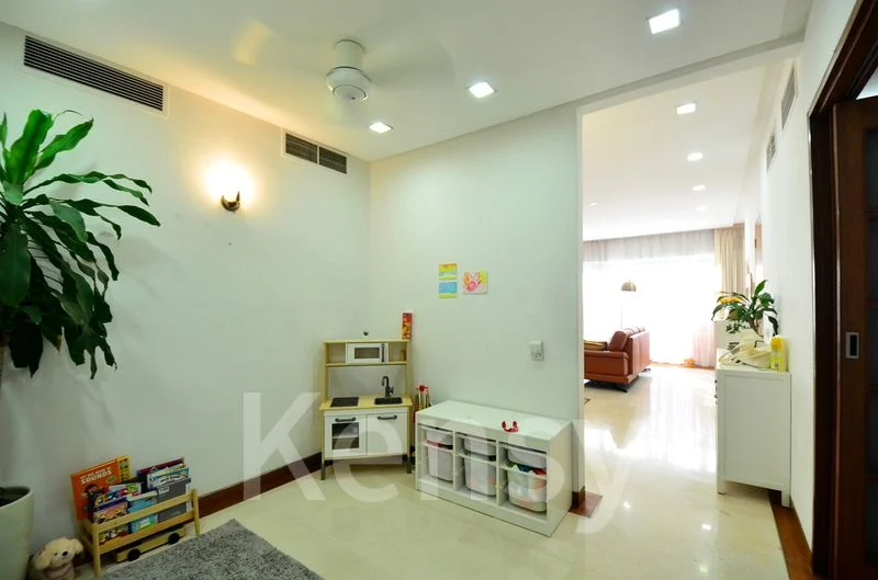 3+1 Bed Condo for Rent in  Nassim Jade - Image 3