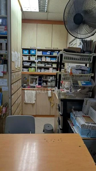 Medical Suite for Rent: Blk 323, Bukit Batok Street 33 - Image 1