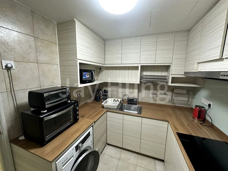 4 Bed Condo for Rent in  Heritage View - Image 11