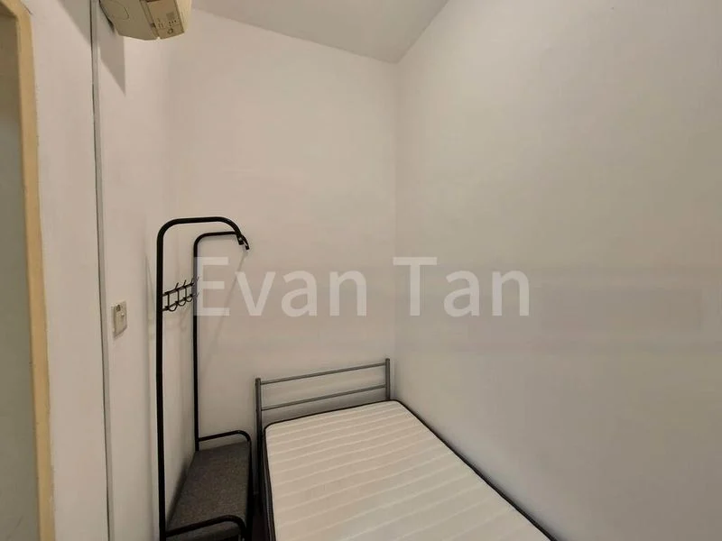 Common Room (Condo) for Rent in Sims Green - Image 1