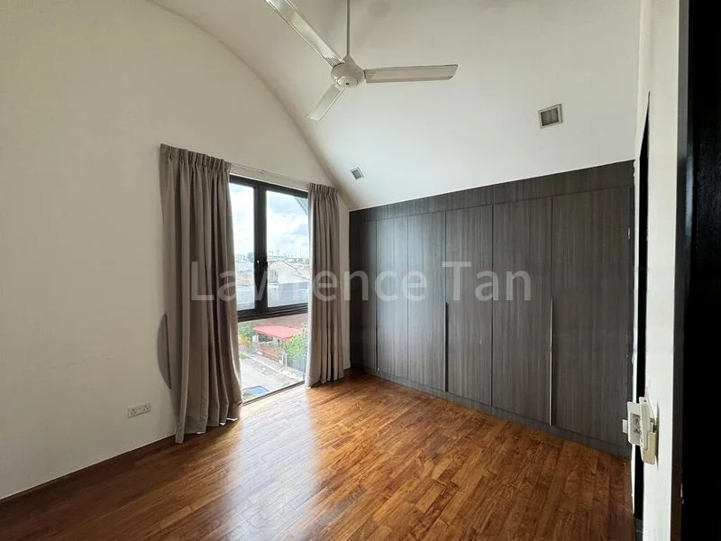 5 Bed Bungalow (Landed) for Rent in  Lorong Chuan - Image 11