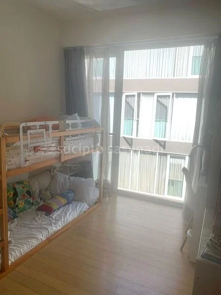 3 Bed Condo for Rent in  Wilkie Studio - Image 5