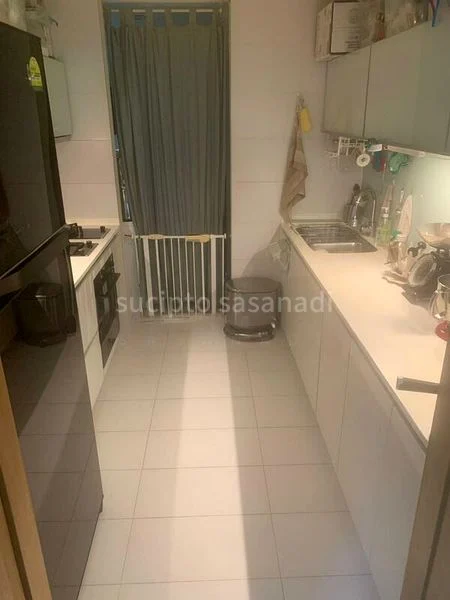 3 Bed Condo for Rent in  Wilkie Studio - Image 3