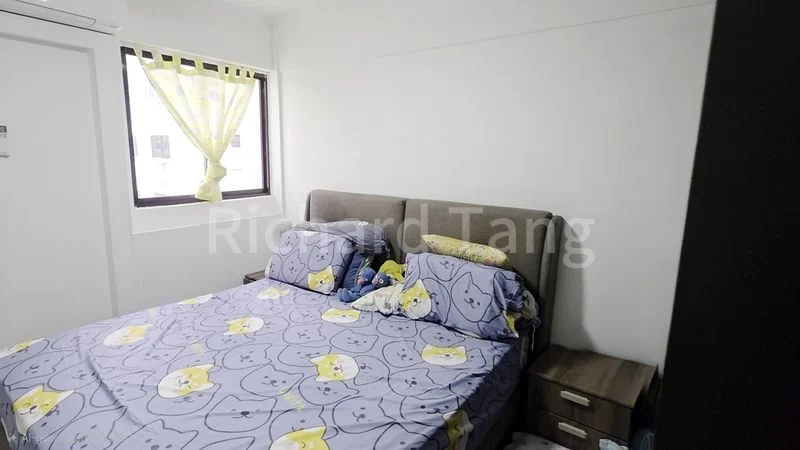 3 Room (3NG) HDB for Sale in  101 Yishun Avenue 5 - Image 4