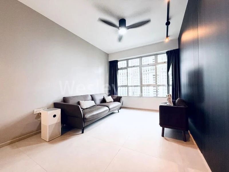 4 Room (4A) HDB for Sale in 79 Dawson Road - Image 3