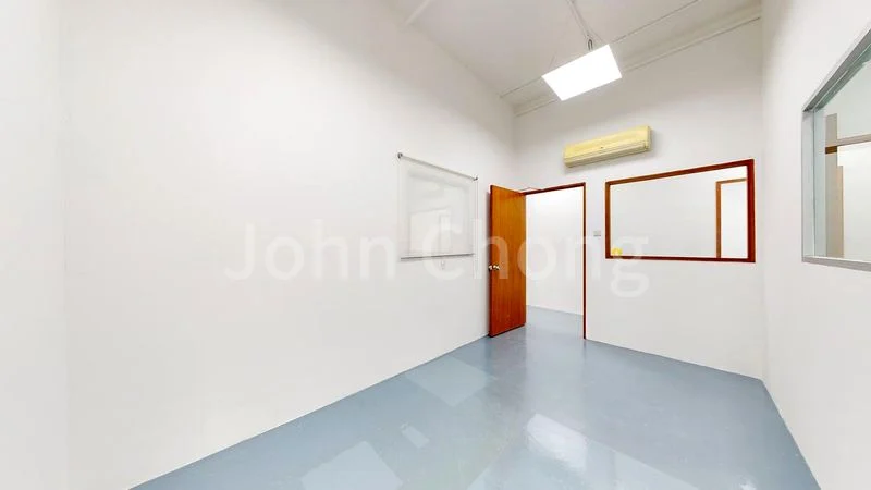 Light Industrial (B1) for Sale in  Midview City - Image 4