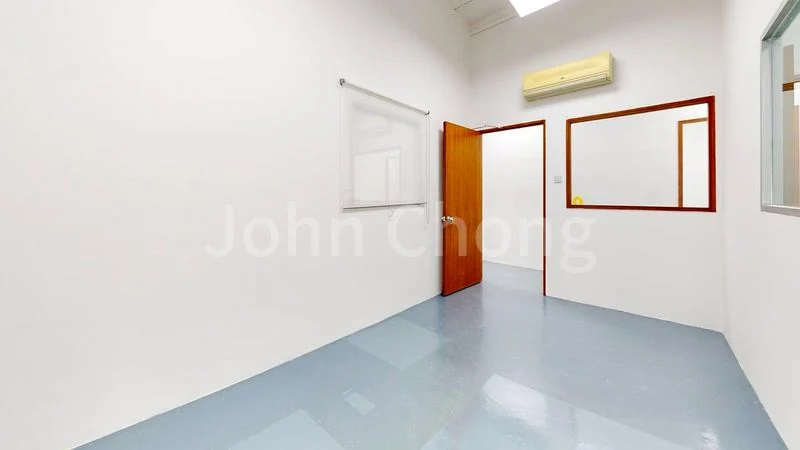 Light Industrial (B1) for Sale in  Midview City - Image 11