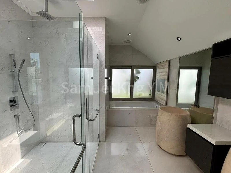 5 Bed Condo for Rent in  The Glencaird Residences - Image 4