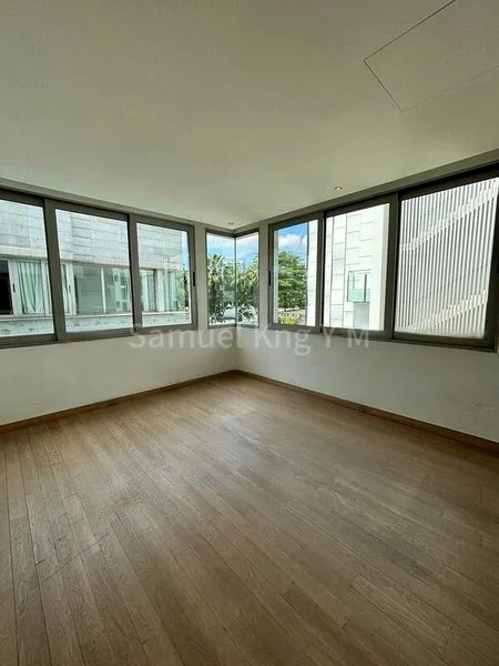 5 Bed Condo for Rent in  The Glencaird Residences - Image 1