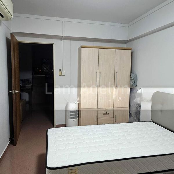 Common Room (HDB) for Rent in 170 Gangsa Road - Image 2