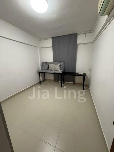 3 Room (3NG) HDB for Rent in  118 Ang Mo Kio Avenue 4 - Image 5