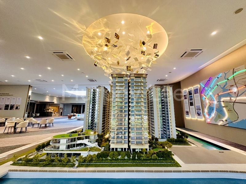 5 Bed Condo for Sale in Grand Dunman - Image 2