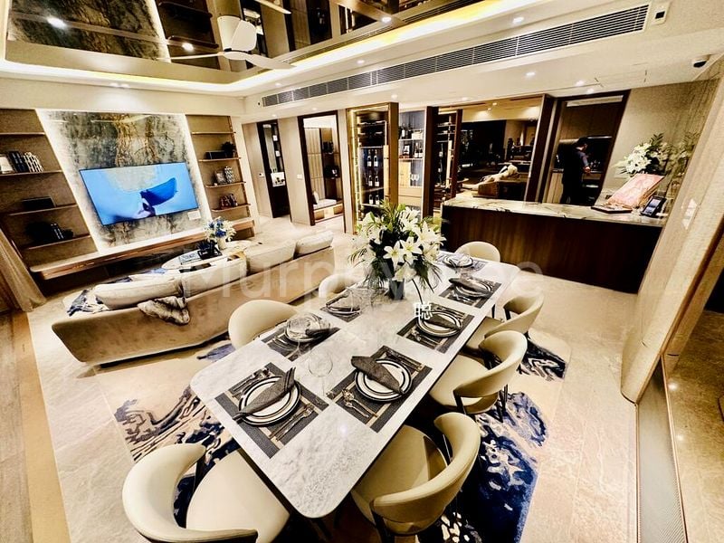 5 Bed Condo for Sale in Grand Dunman - Image 4