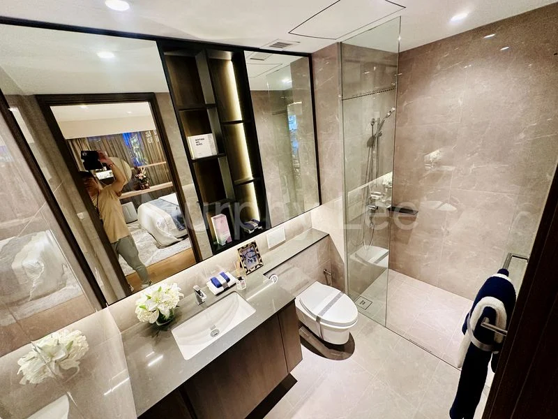 5 Bed Condo for Sale in Grand Dunman - Image 25