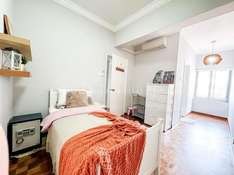 Master Room (Landed) for Rent in  Seletar Hills Estate - Image 4