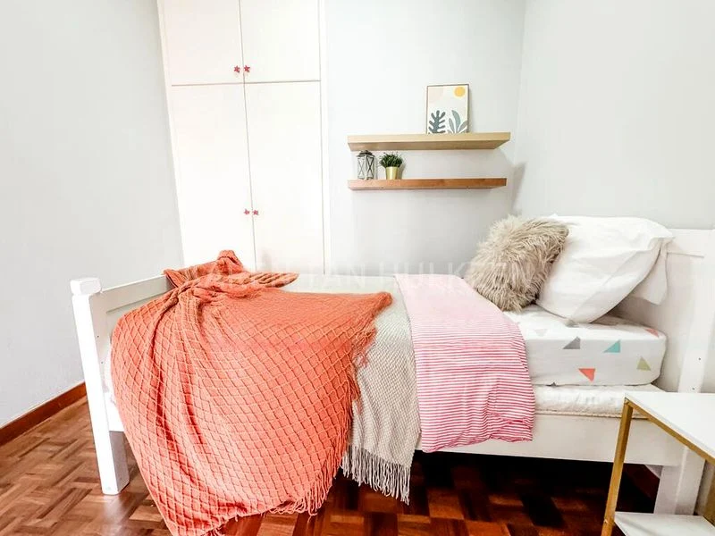 Master Room (Landed) for Rent in  Seletar Hills Estate - Image 1