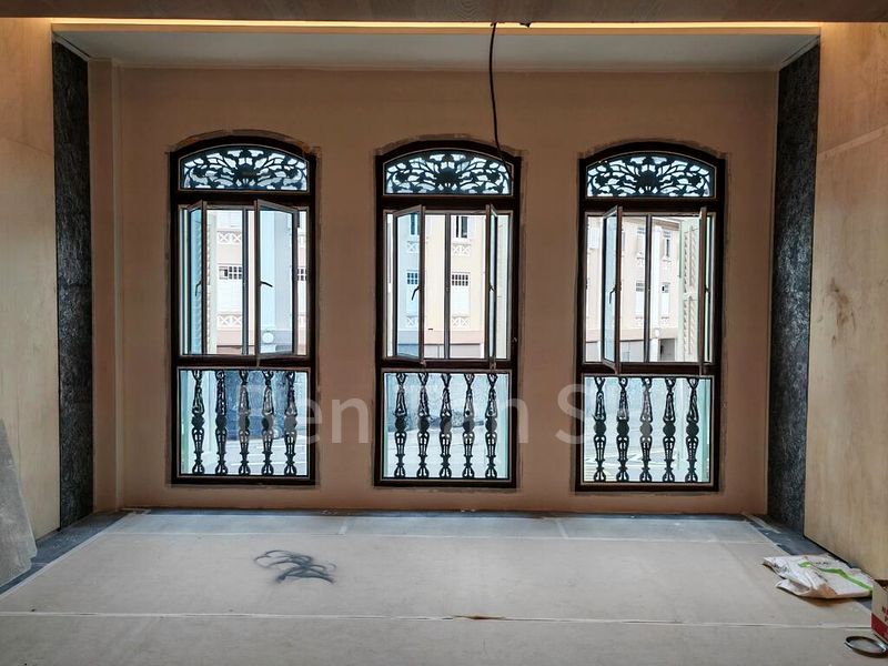 Shop / Shophouse for Rent: 2nd Level Commercial Unit at South Bridge Road - Image 2