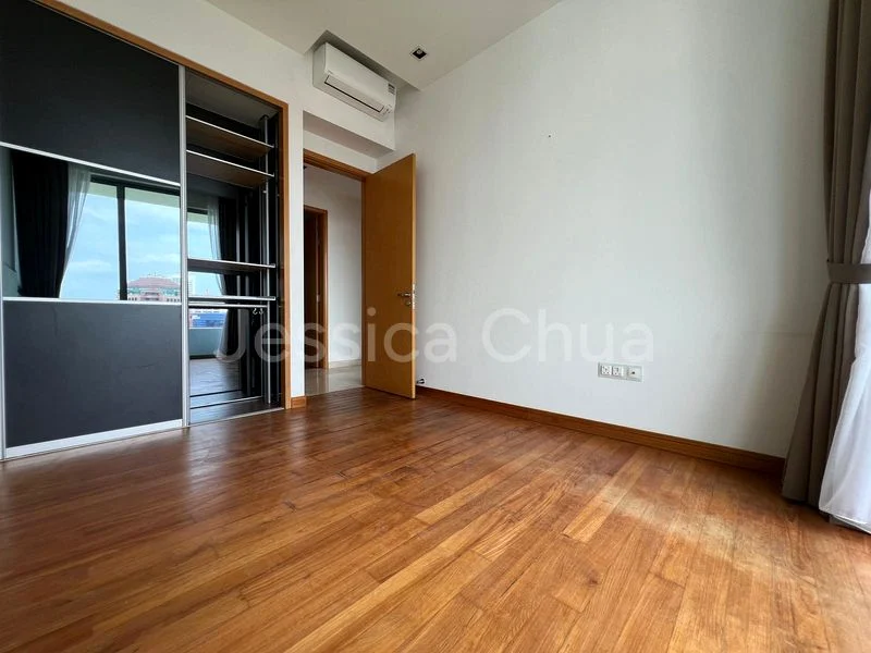4+1 Bed Condo for Rent in  Grange Infinite - Image 6