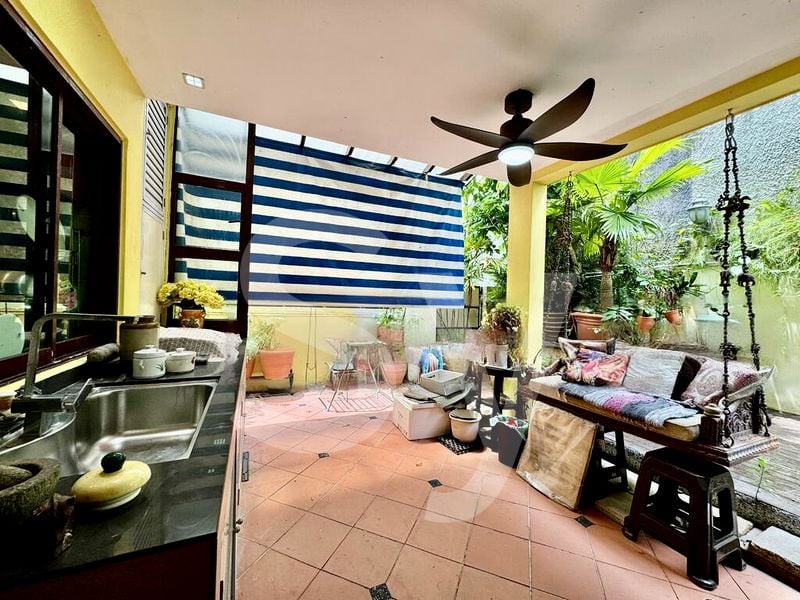 4 Bed Corner Terrace (Landed) for Sale in  Peakview Estate - Image 14