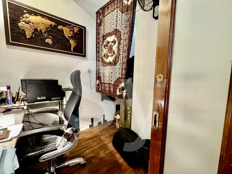 4 Bed Corner Terrace (Landed) for Sale in  Peakview Estate - Image 7