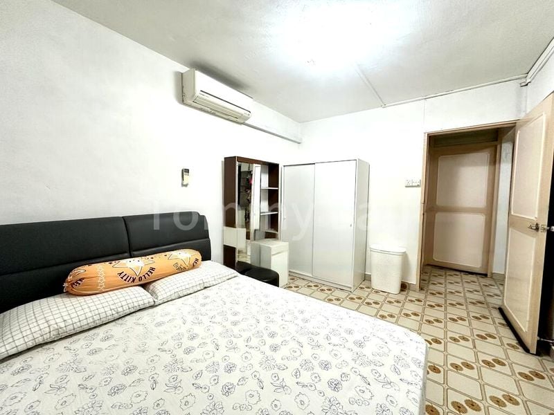 Common Room (HDB) for Rent in  422 Ang Mo Kio Avenue 3 - Image 4