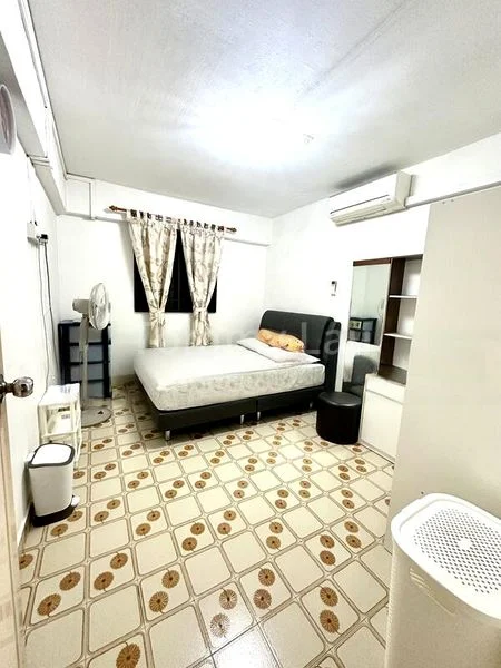 Common Room (HDB) for Rent in  422 Ang Mo Kio Avenue 3 - Image 3