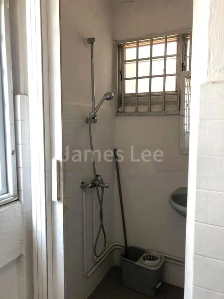 4 Room (4NG) HDB for Rent in  147 Serangoon North Avenue 1 - Image 3