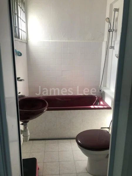 4 Room (4NG) HDB for Rent in  147 Serangoon North Avenue 1 - Image 6