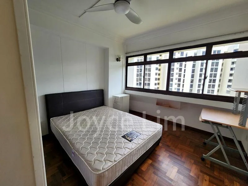 5 Room (5A) HDB for Rent in  152 Gangsa Road - Image 6