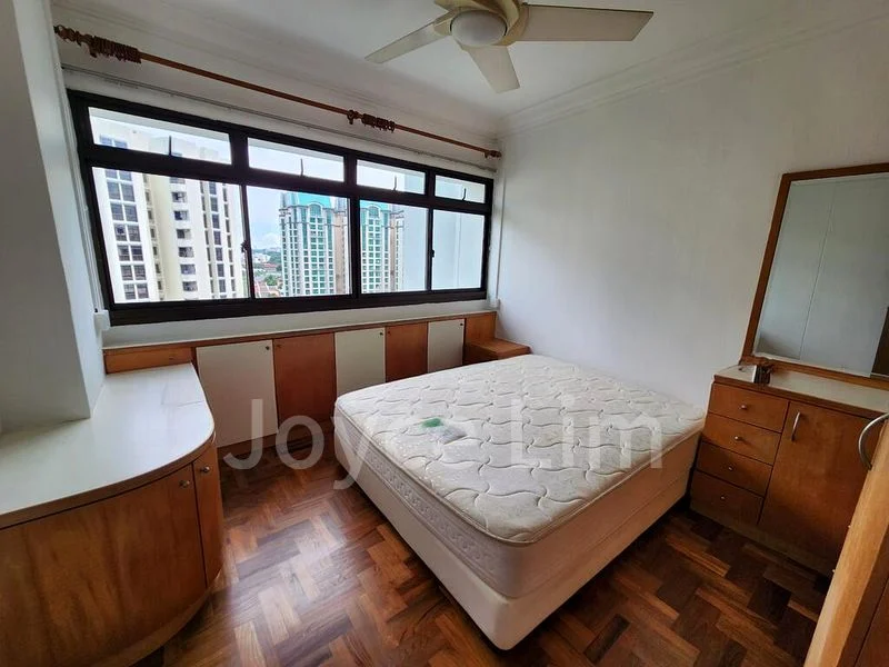 5 Room (5A) HDB for Rent in  152 Gangsa Road - Image 2