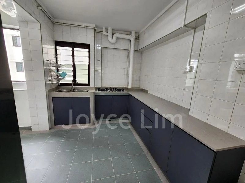 5 Room (5A) HDB for Rent in  152 Gangsa Road - Image 5