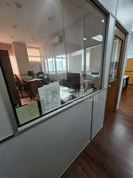 Light Industrial (B1) for Rent: Henderson Industrial Park - Image 3